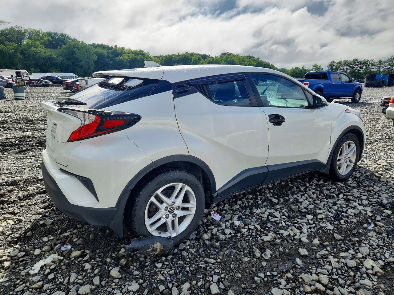 2020 TOYOTA C-HR LE — снимка 3