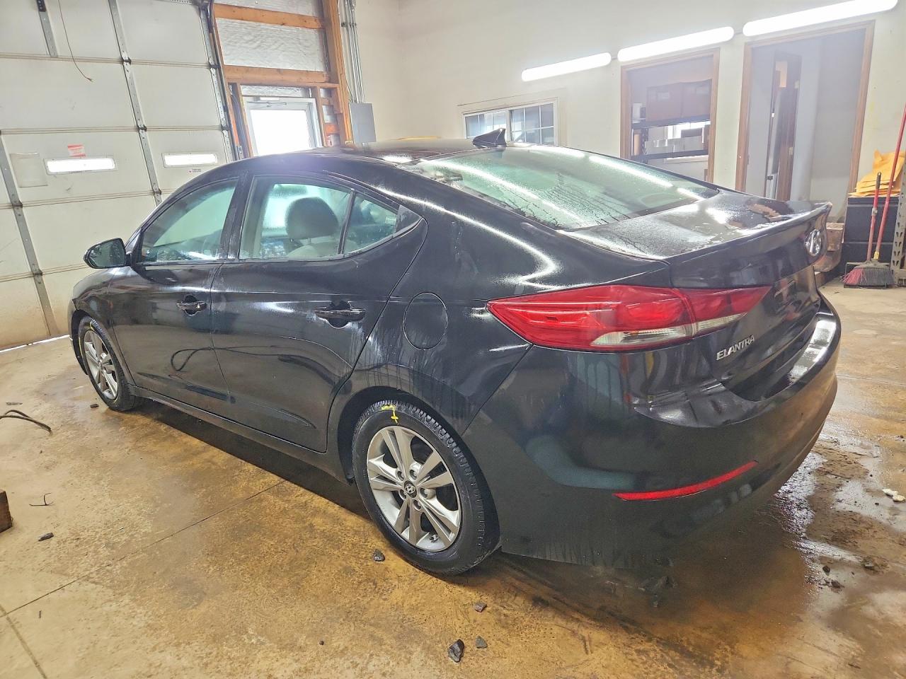 2017 HYUNDAI ELANTRA SE — снимка 2