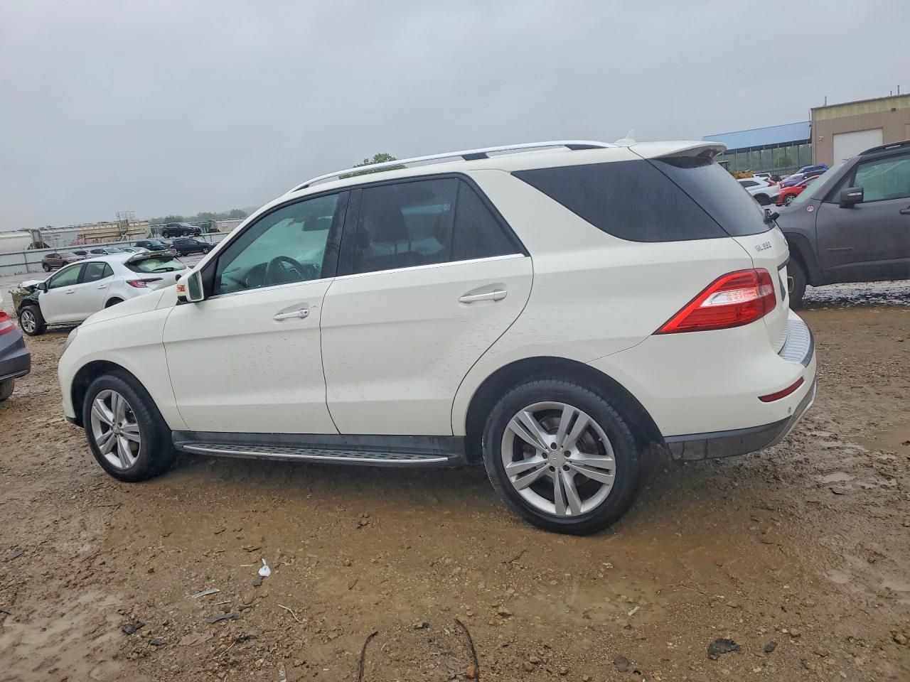 2013 MERCEDES-BENZ ML 350 — снимка 2
