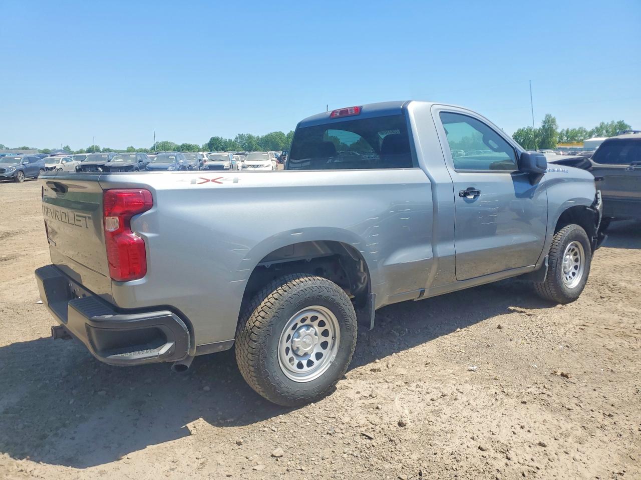 2025 CHEVROLET SILVERADO K1500 — снимка 3