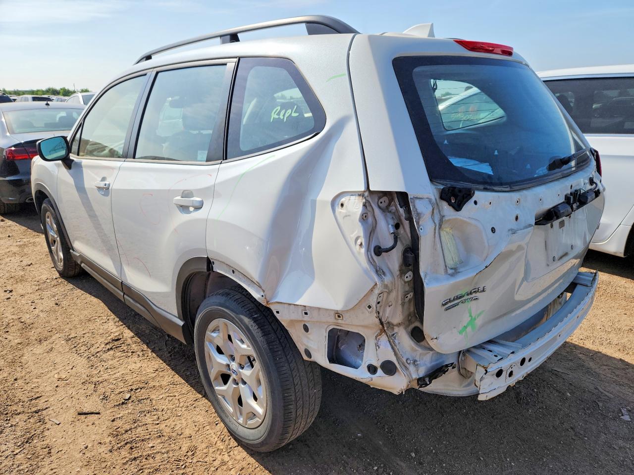 2019 SUBARU FORESTER — снимка 2