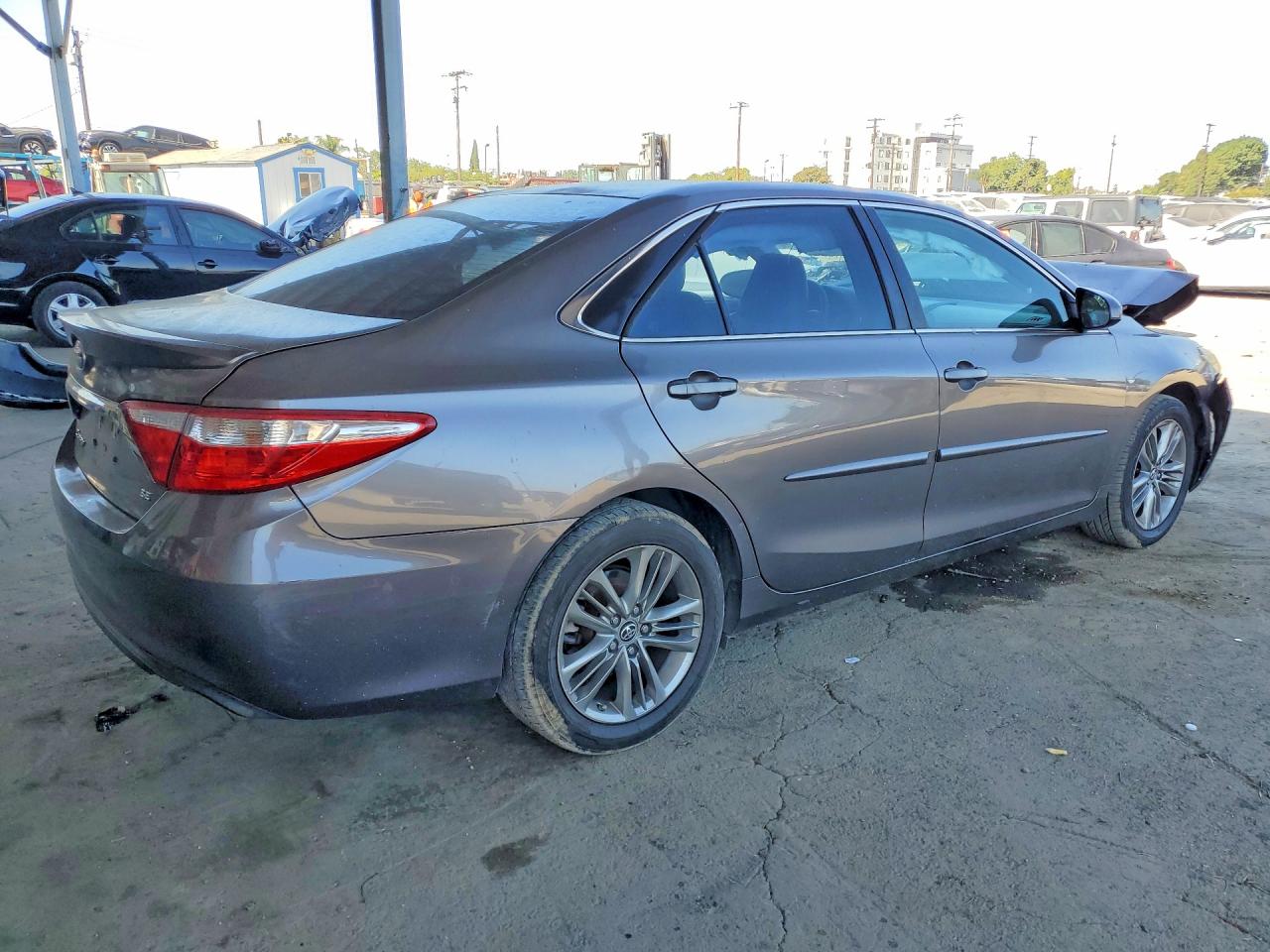 2015 TOYOTA CAMRY SE — снимка 3