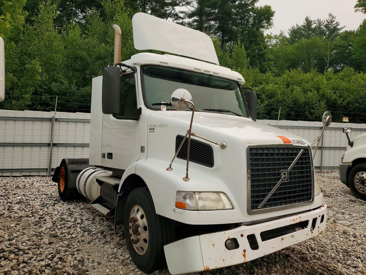2013 VOLVO VN — снимка 4