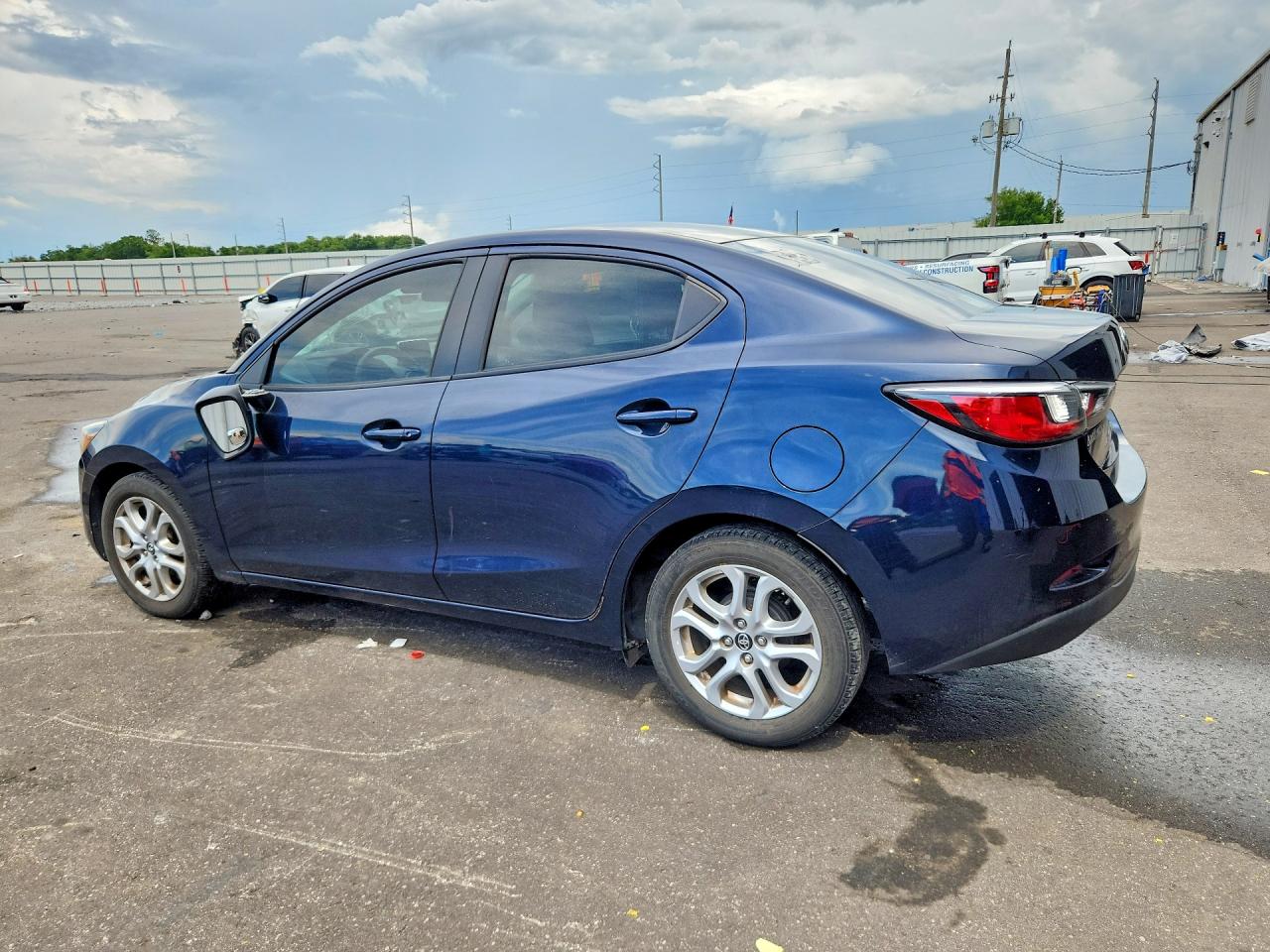 2017 TOYOTA YARIS IA BASE — снимка 2
