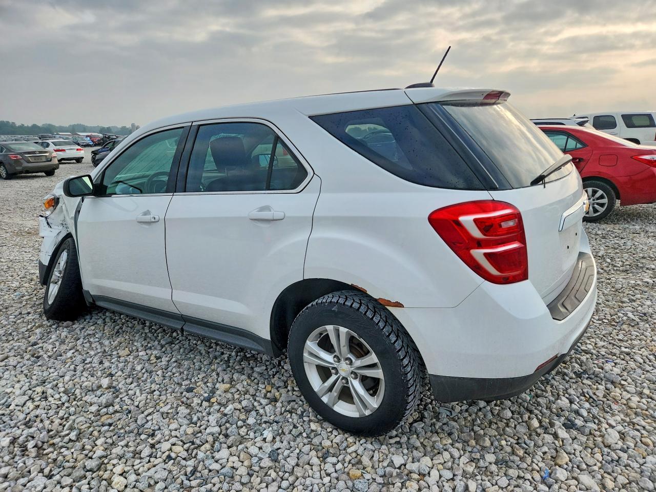 2016 CHEVROLET EQUINOX LS — снимка 2