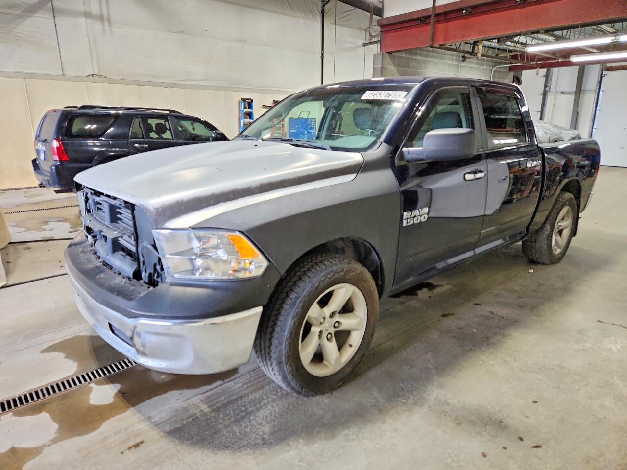 2018 RAM 1500 SLT