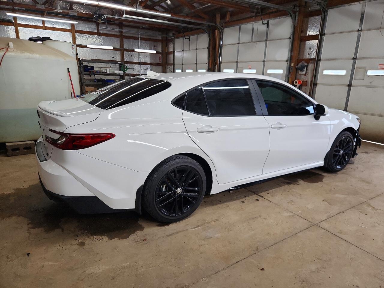 2025 TOYOTA CAMRY SE — снимка 3