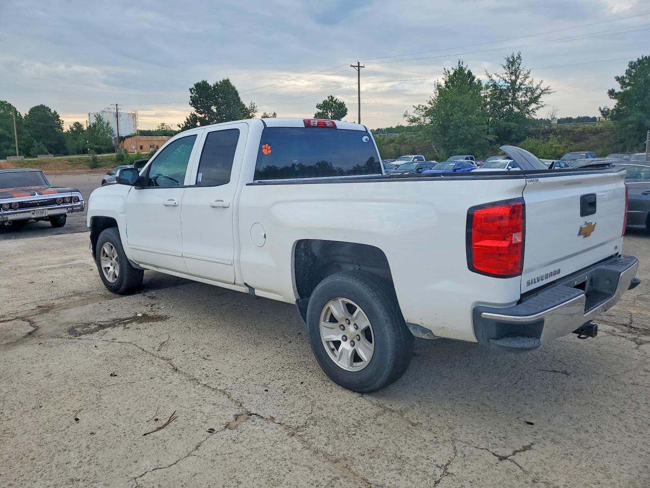 2018 CHEVROLET SILVERADO C1500 LT — снимка 2