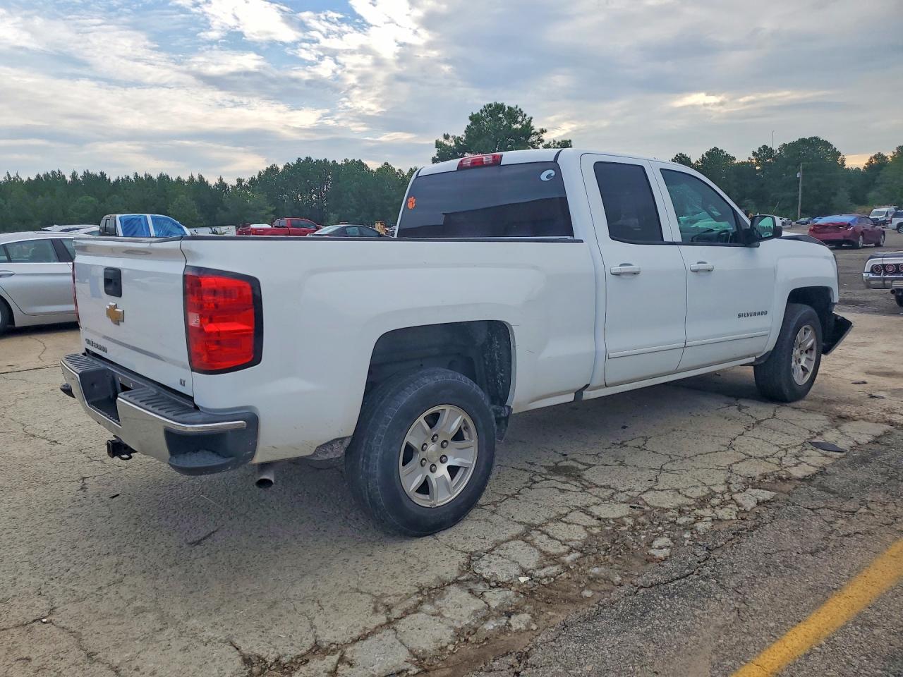 2018 CHEVROLET SILVERADO C1500 LT — снимка 3