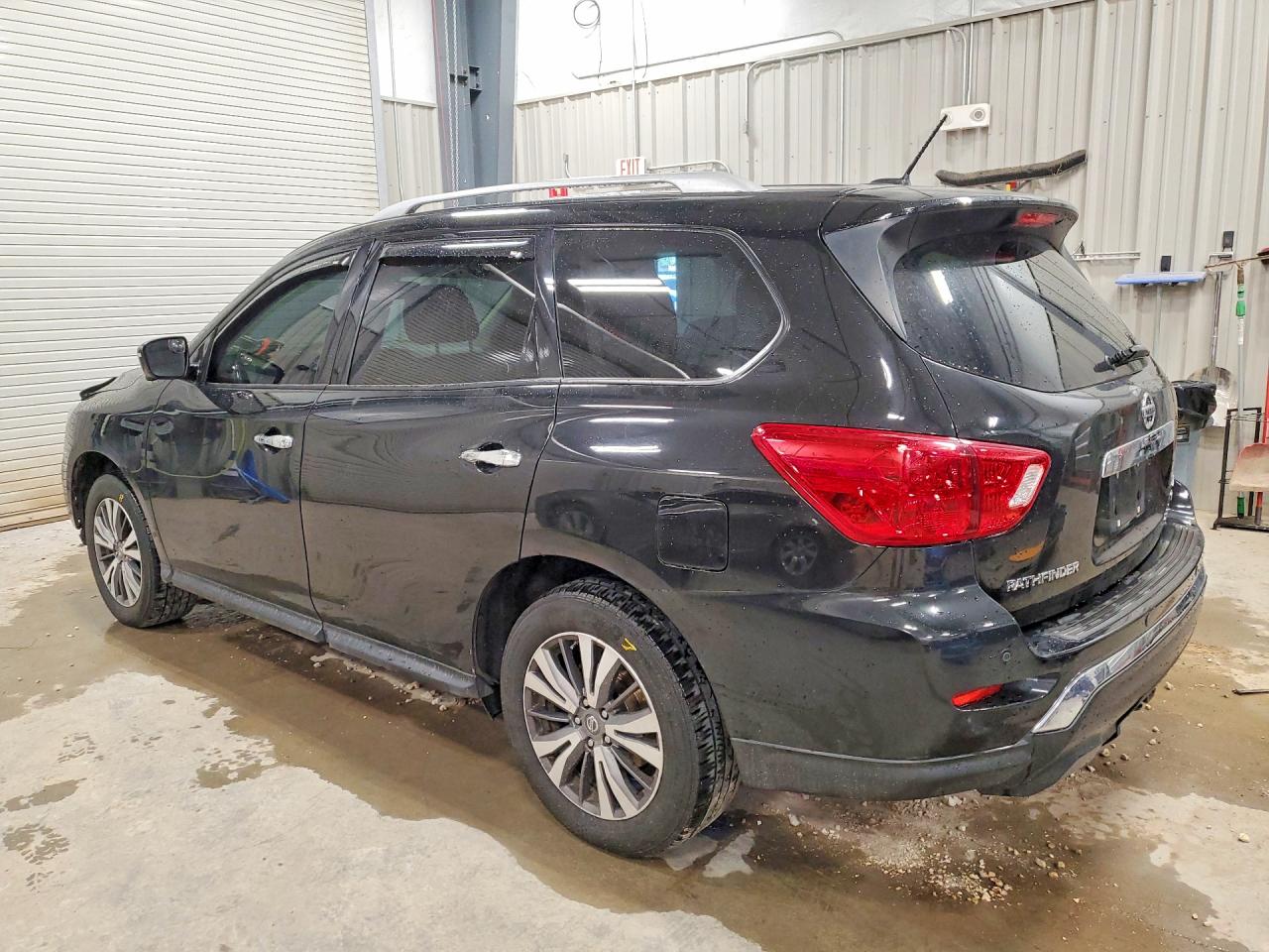 2018 NISSAN PATHFINDER SL — снимка 2