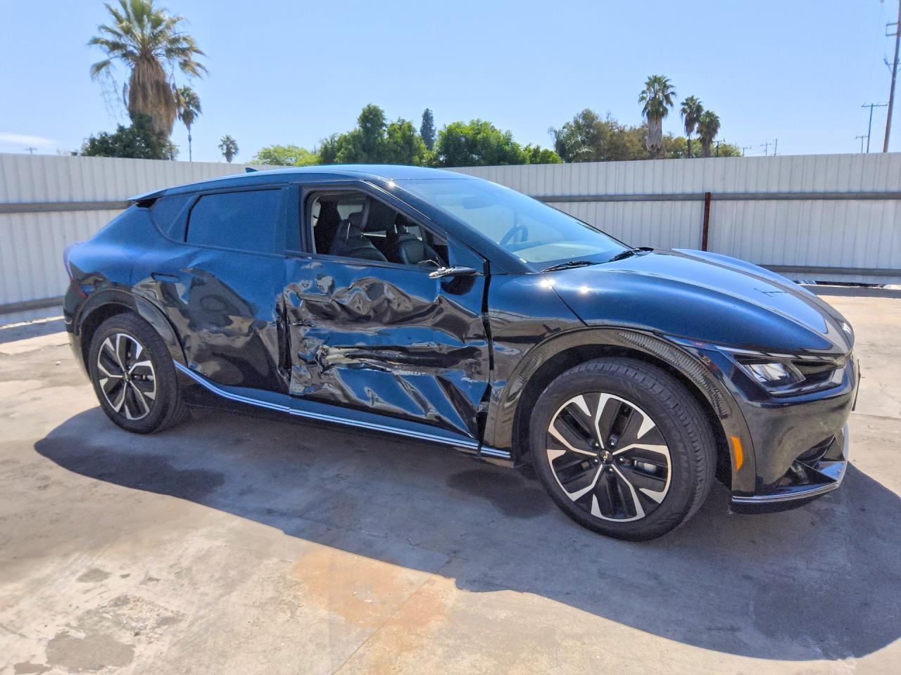 2024 KIA EV6 WIND — снимка 4
