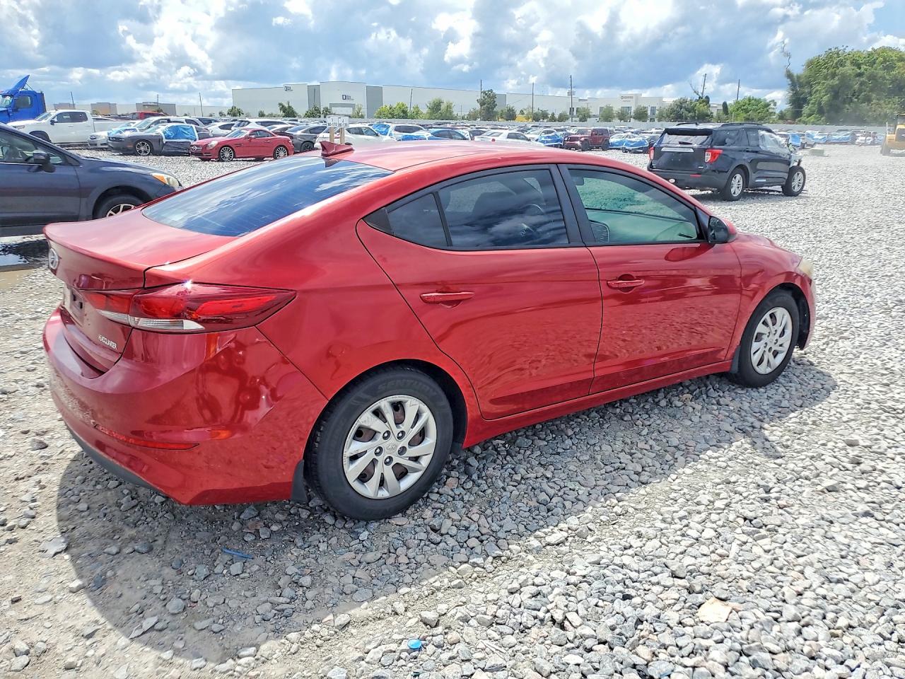 2017 HYUNDAI ELANTRA SE — снимка 3