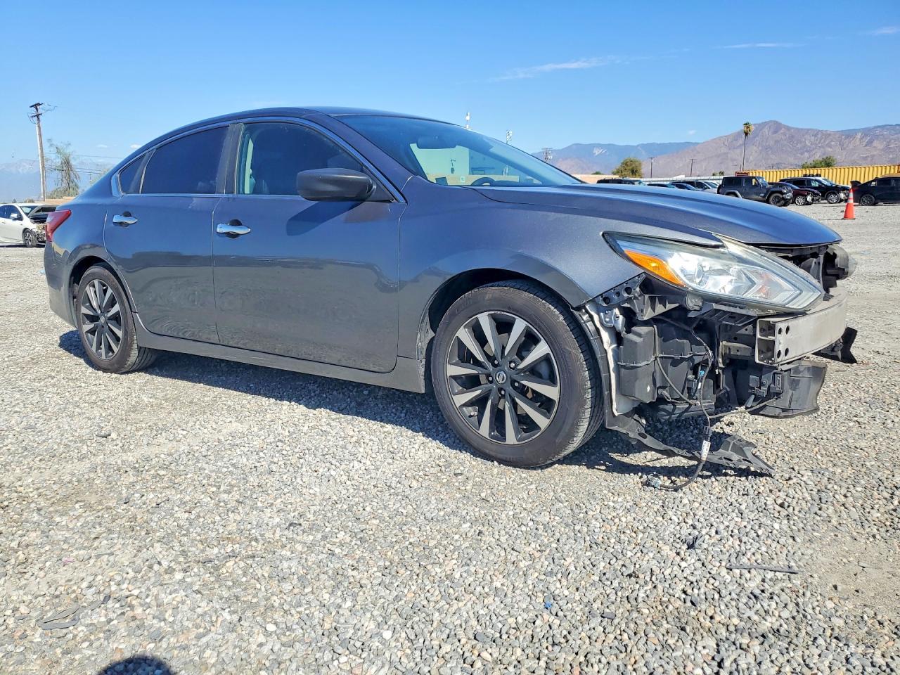 2018 NISSAN ALTIMA 2.5 SV — снимка 4