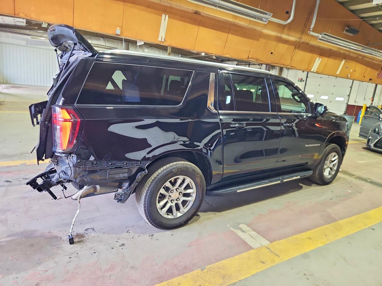 2026 CHEVROLET SUBURBAN K1500 LT — снимка 3
