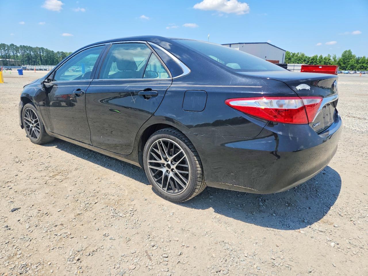 2016 TOYOTA CAMRY LE — снимка 2