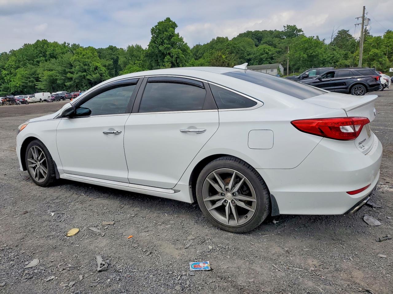 2015 HYUNDAI SONATA SPORT 2.0T — снимка 2