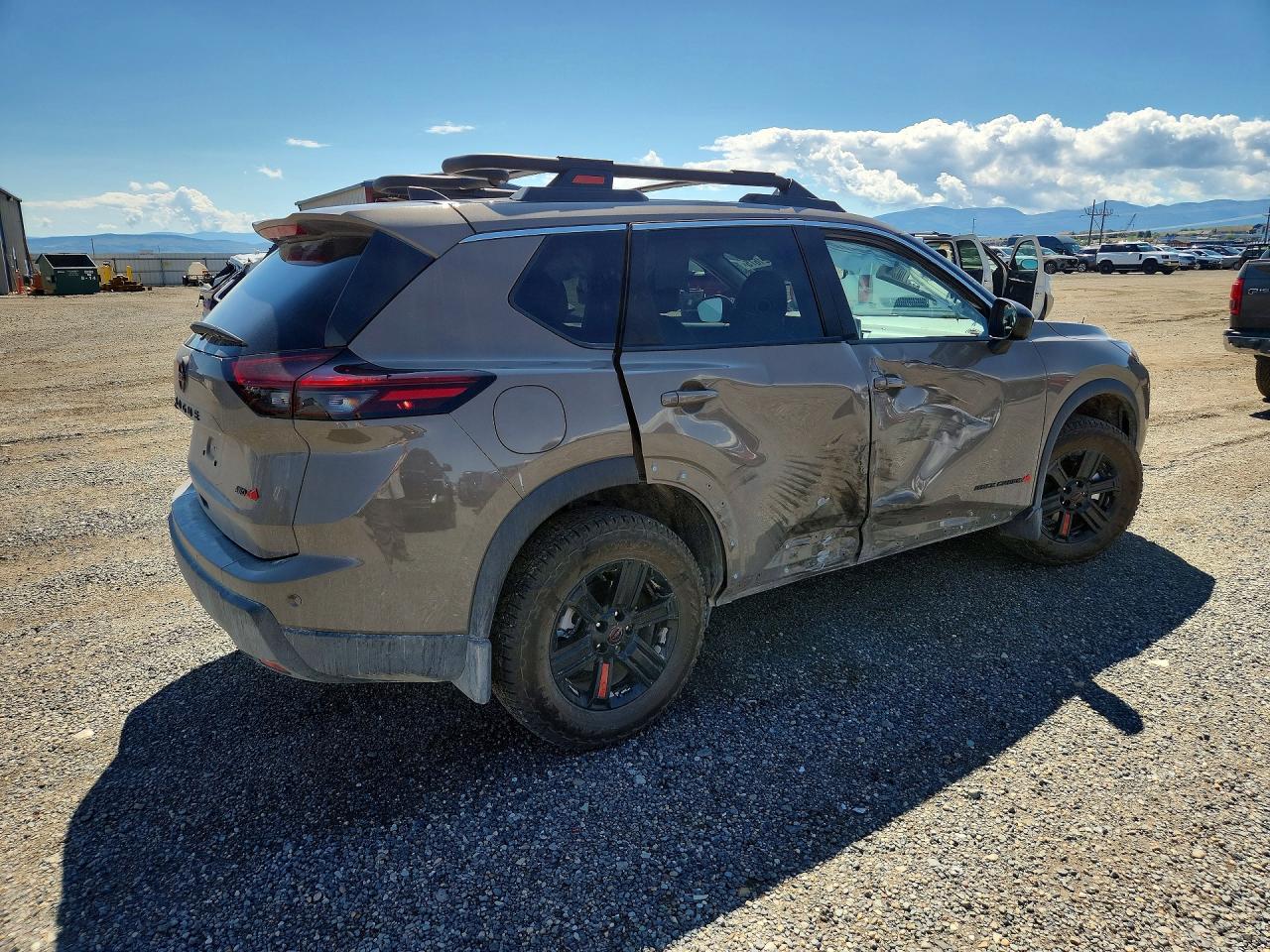2026 NISSAN ROGUE ROCK CREEK — снимка 3