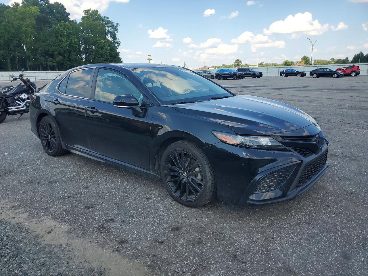 2023 TOYOTA CAMRY SE NIGHTSHADE — снимка 4