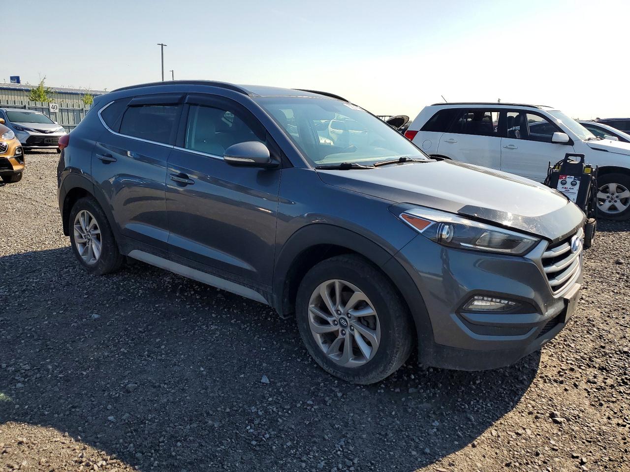 2017 HYUNDAI TUCSON SE — снимка 4