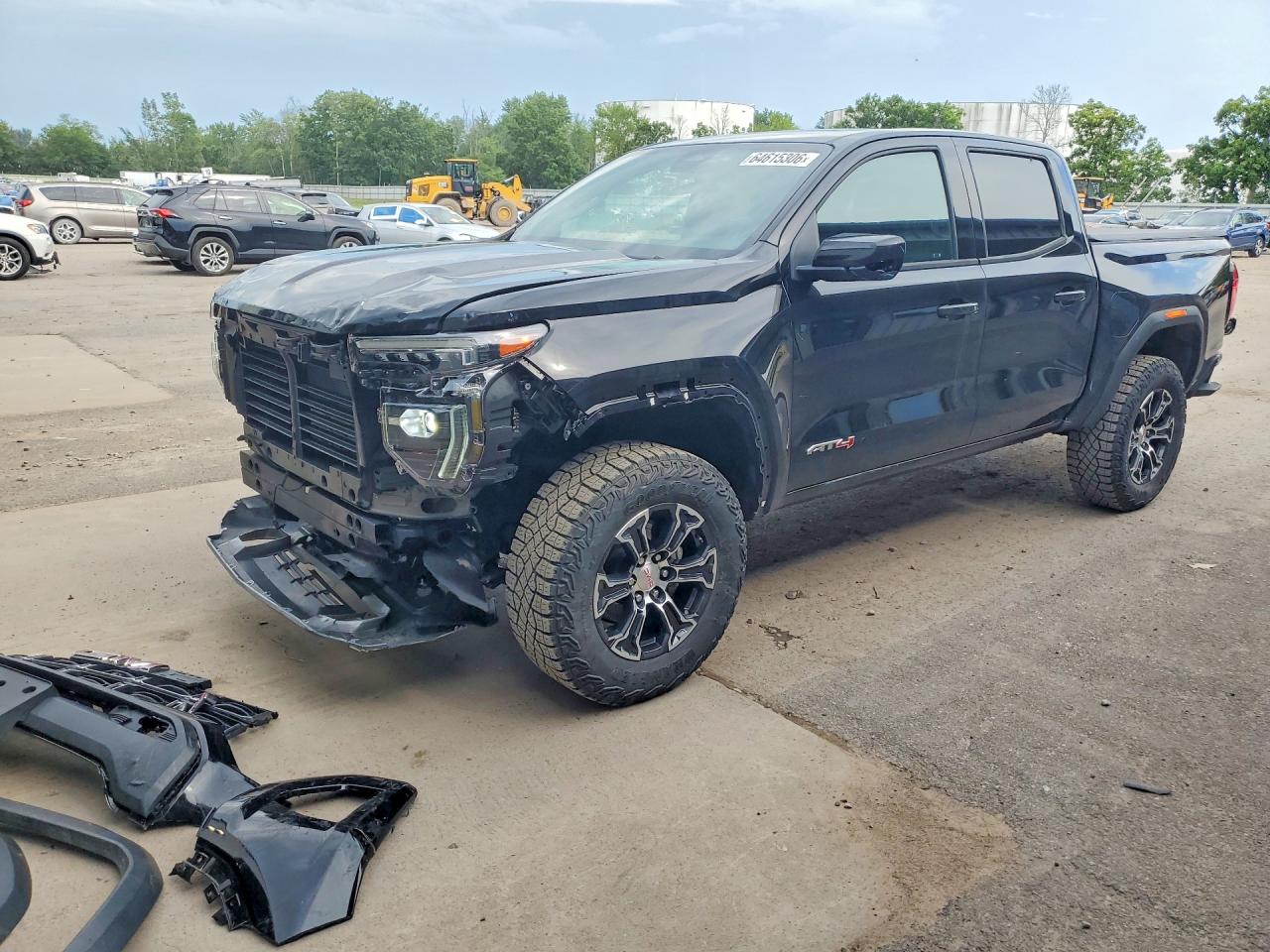 2024 GMC CANYON AT4