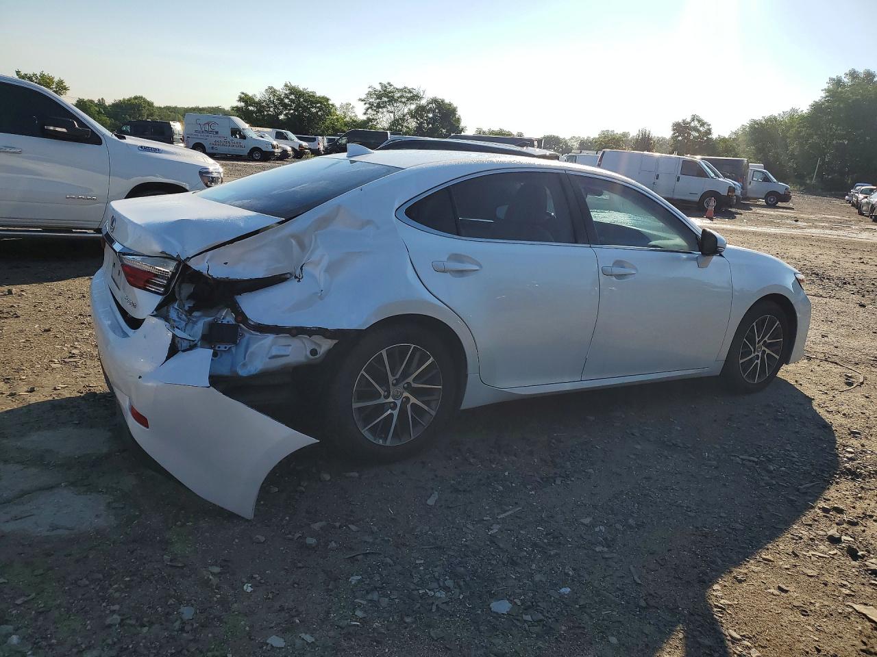 2017 LEXUS ES 350 — снимка 3