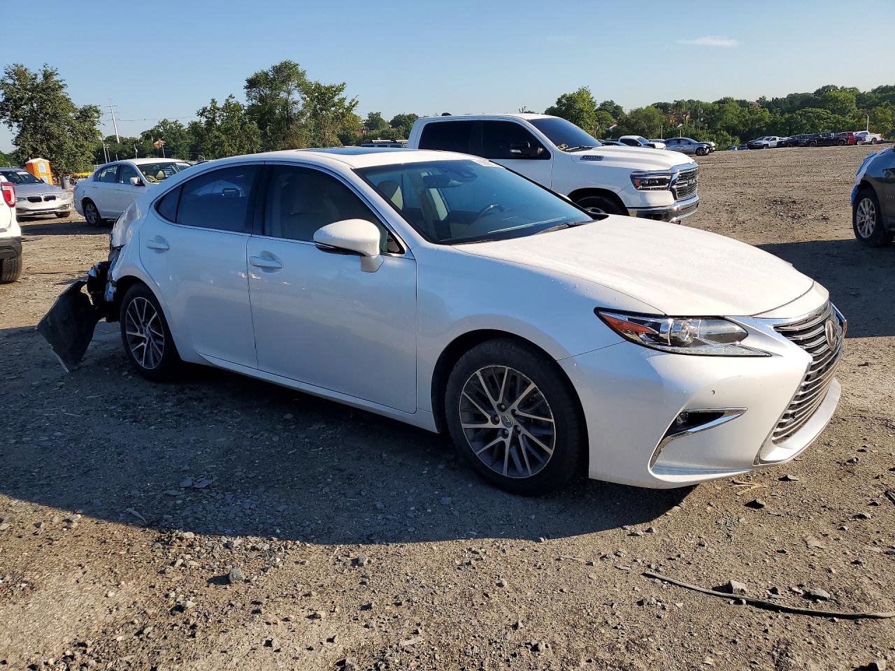 2017 LEXUS ES 350 — снимка 4