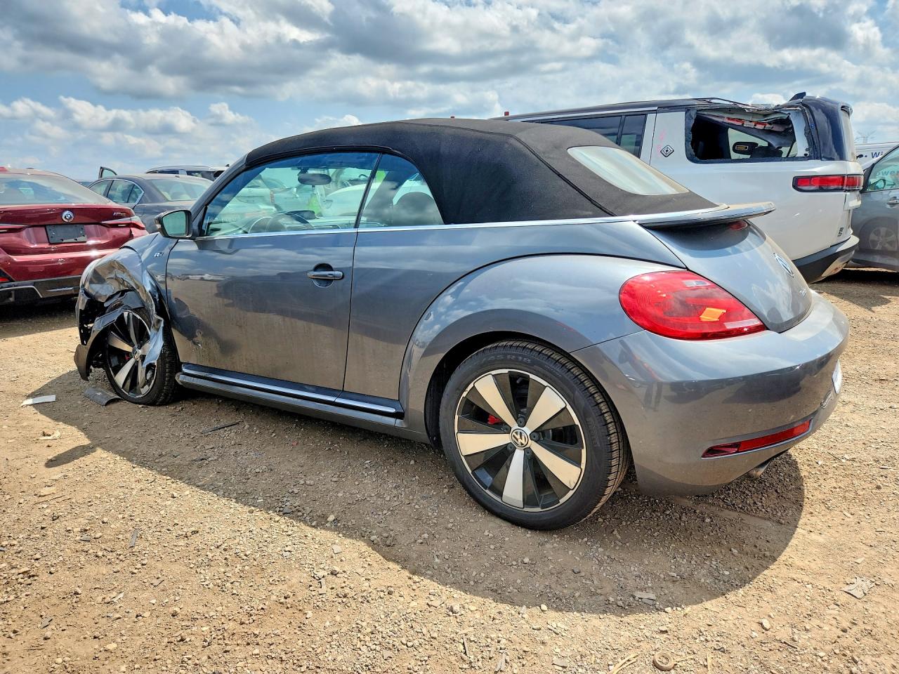 2015 VOLKSWAGEN BEETLE R-LINE — снимка 2