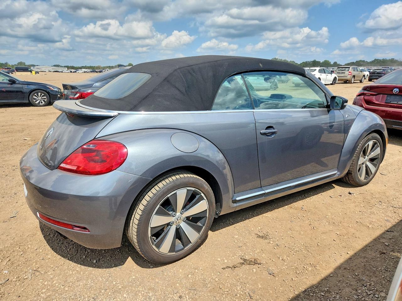 2015 VOLKSWAGEN BEETLE R-LINE — снимка 3