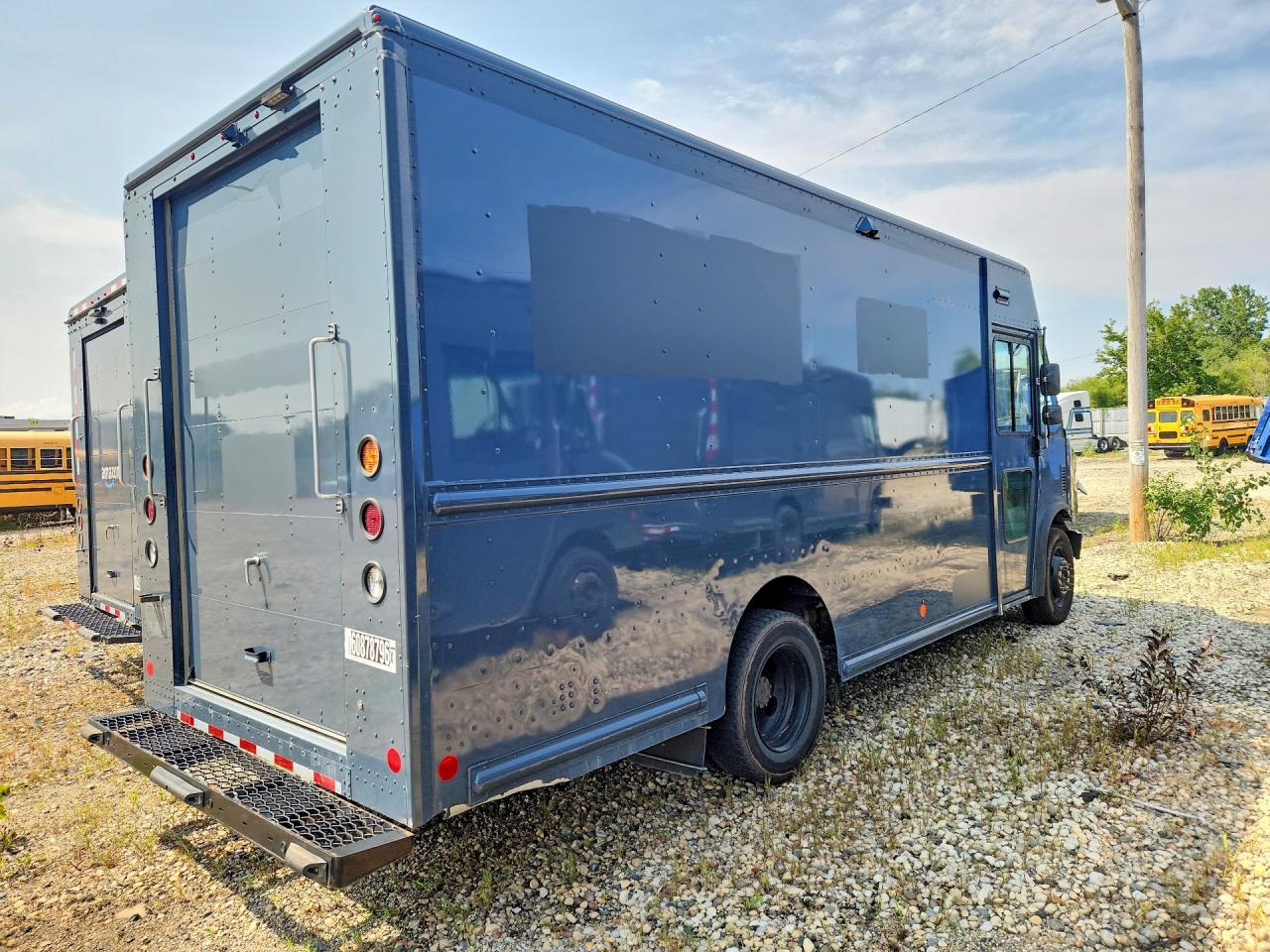 2020 FORD F59 — снимка 3