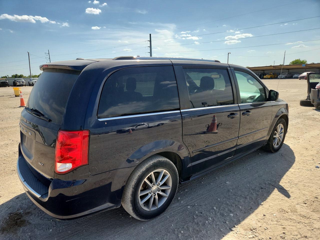 2015 DODGE GRAND CARAVAN SXT — снимка 3