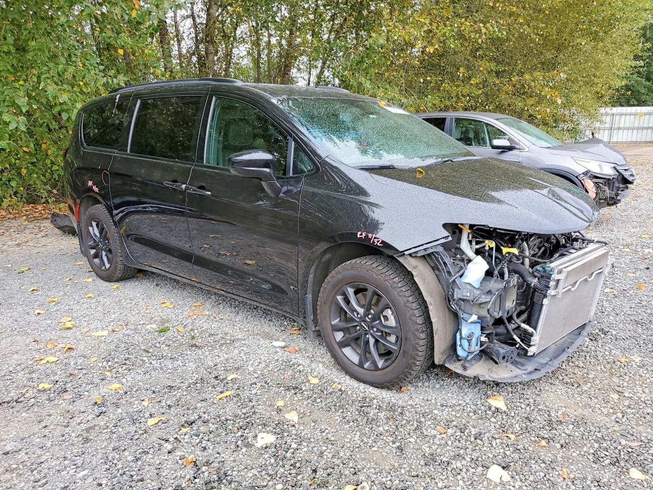 2020 CHRYSLER PACIFICA TOURING L — снимка 4