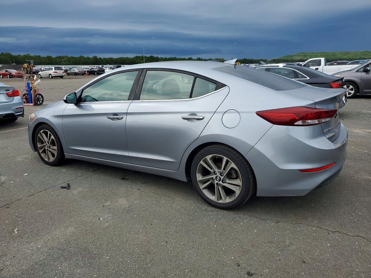 2017 HYUNDAI ELANTRA LIMITED — снимка 2