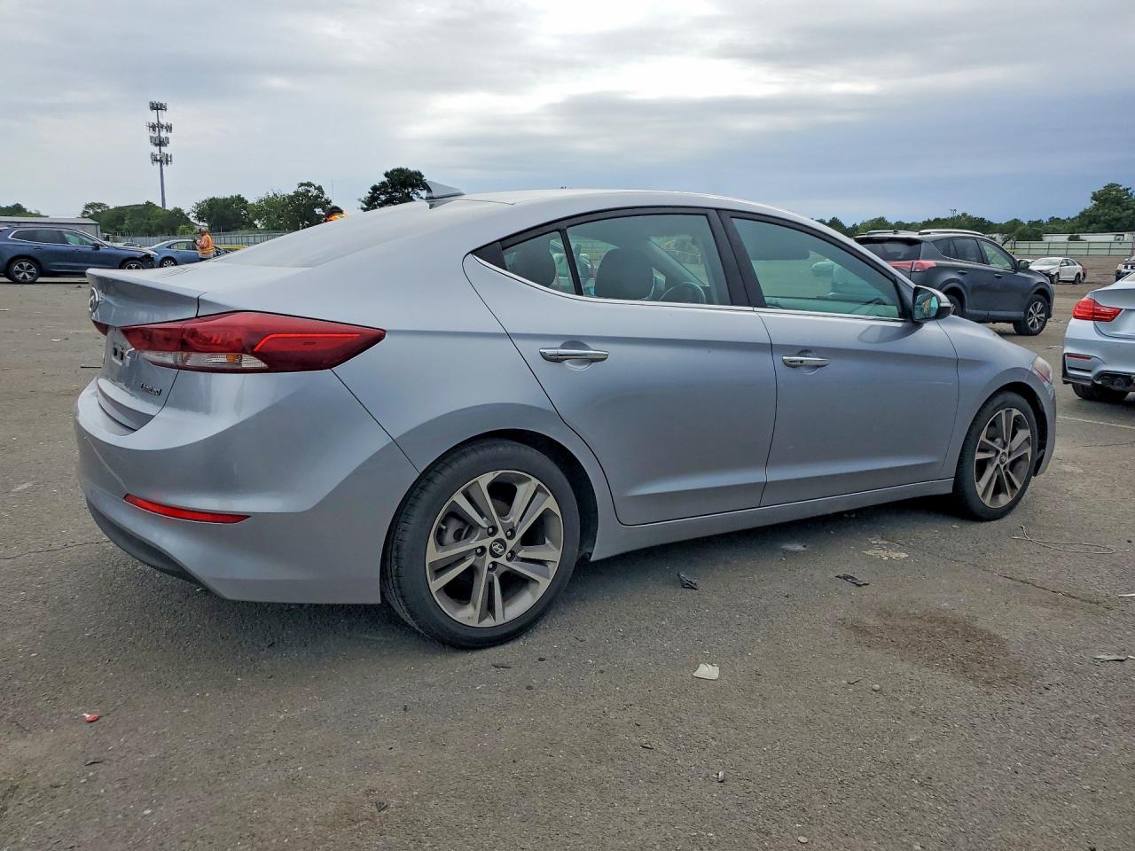 2017 HYUNDAI ELANTRA LIMITED — снимка 3