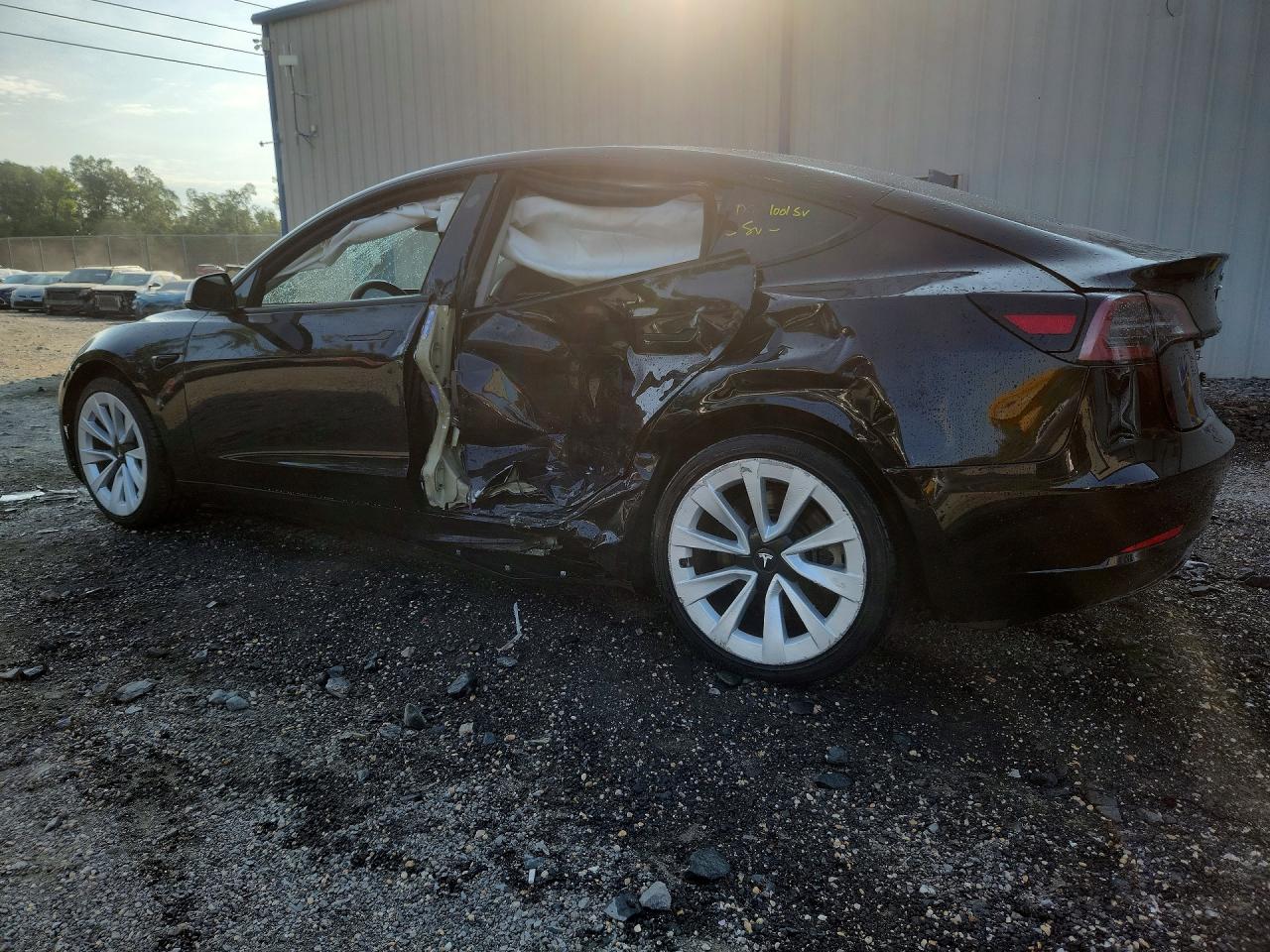 2022 TESLA MODEL 3 — снимка 2