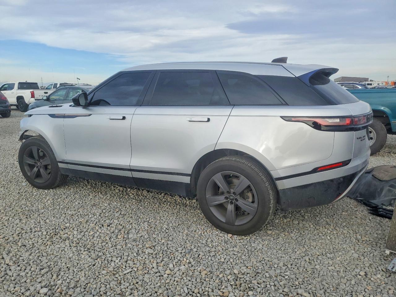 2020 LAND ROVER RANGE ROVER VELAR R-DYNAMIC S — снимка 2