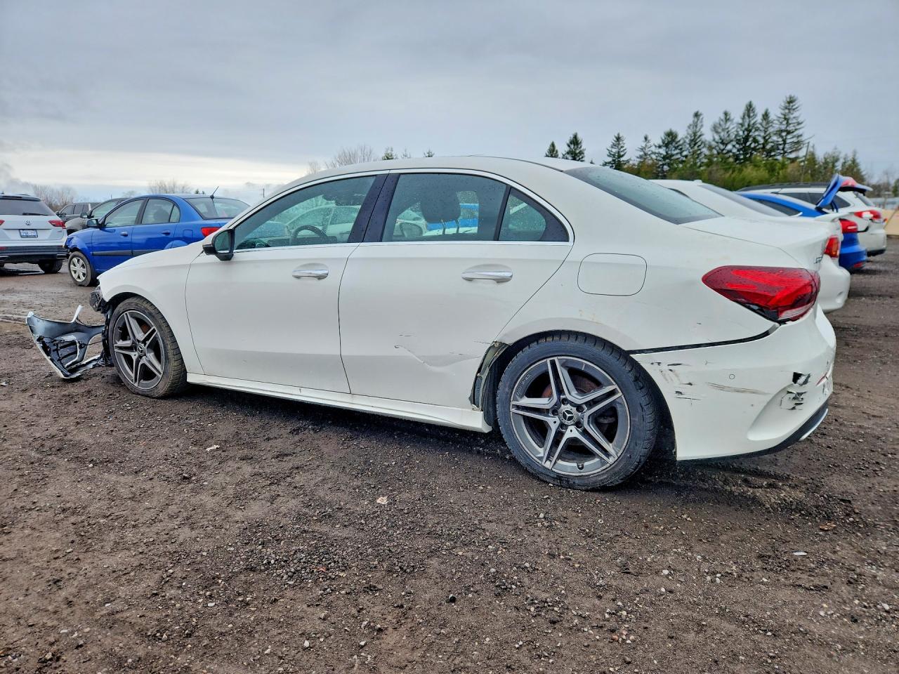 2022 MERCEDES-BENZ A 220 4MATIC — снимка 2