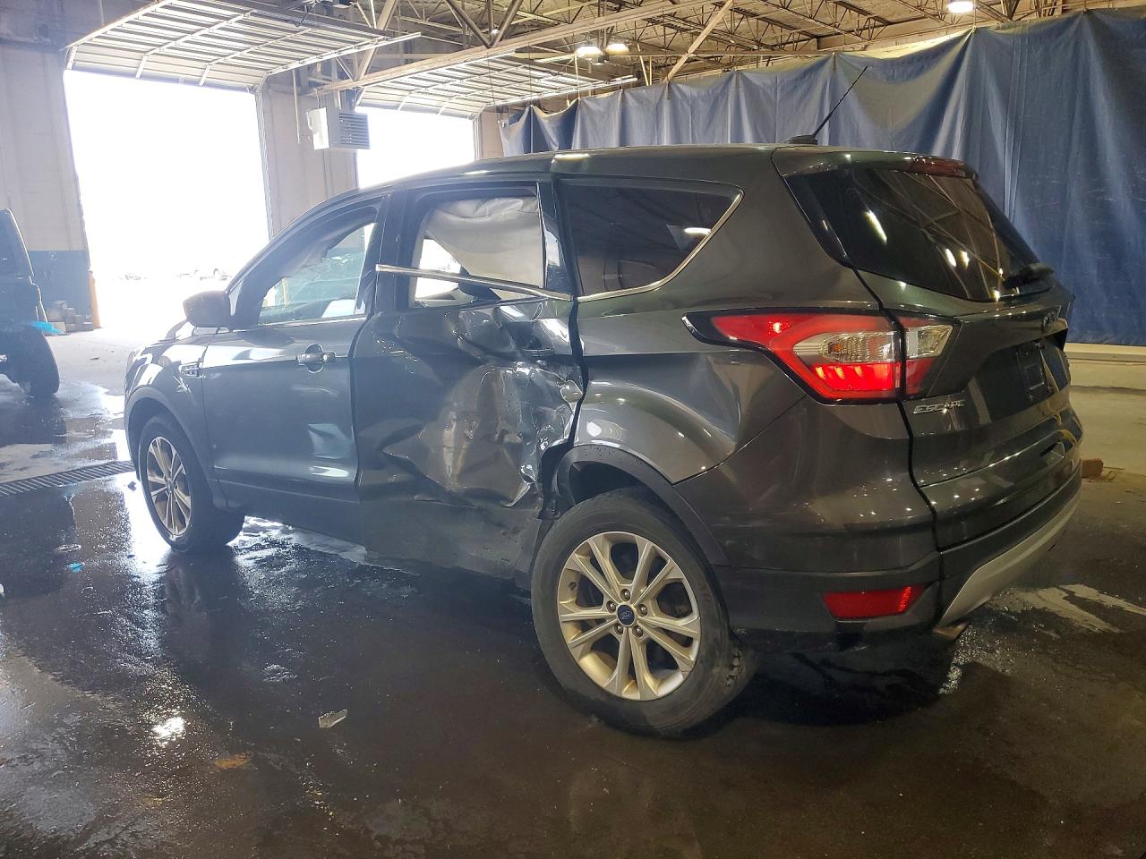 2017 FORD ESCAPE SE — снимка 2