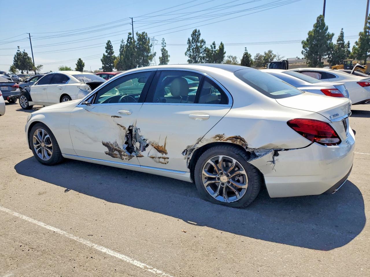 2015 MERCEDES-BENZ C 300 — снимка 2