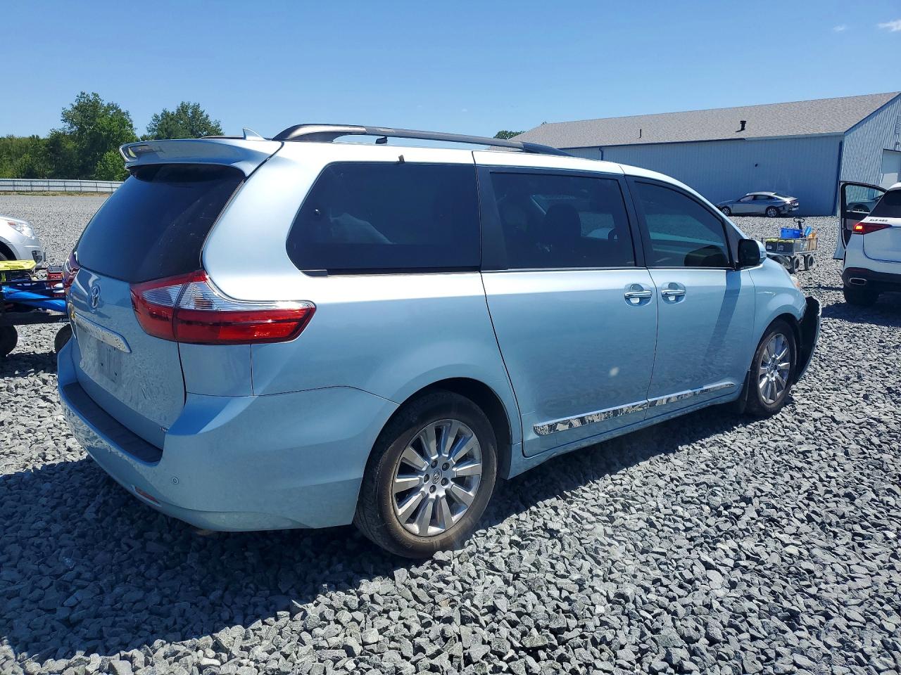 2015 TOYOTA SIENNA LIMITED PREMIUM 7-PASSENGER — снимка 3