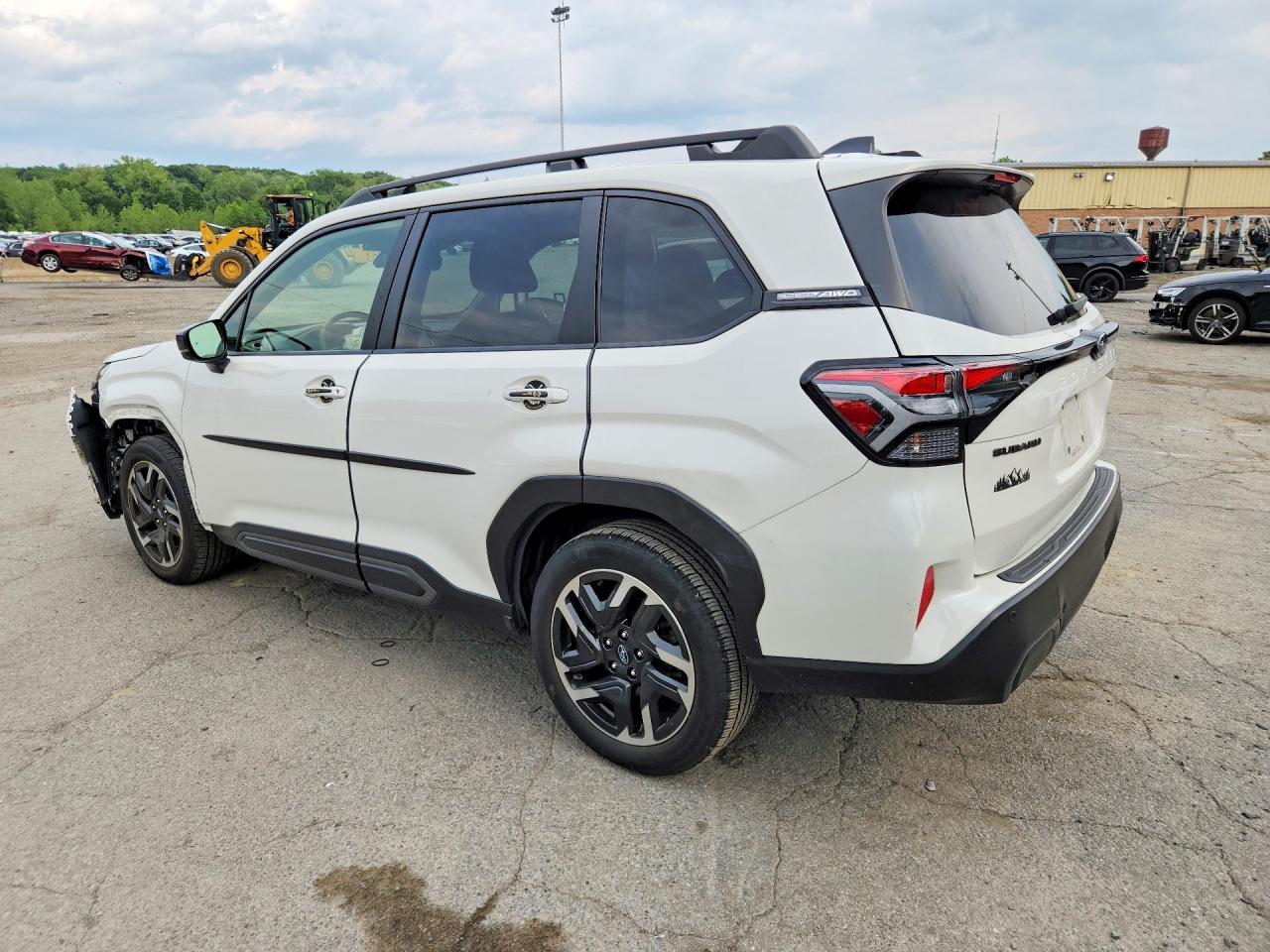 2025 SUBARU FORESTER LIMITED — снимка 2