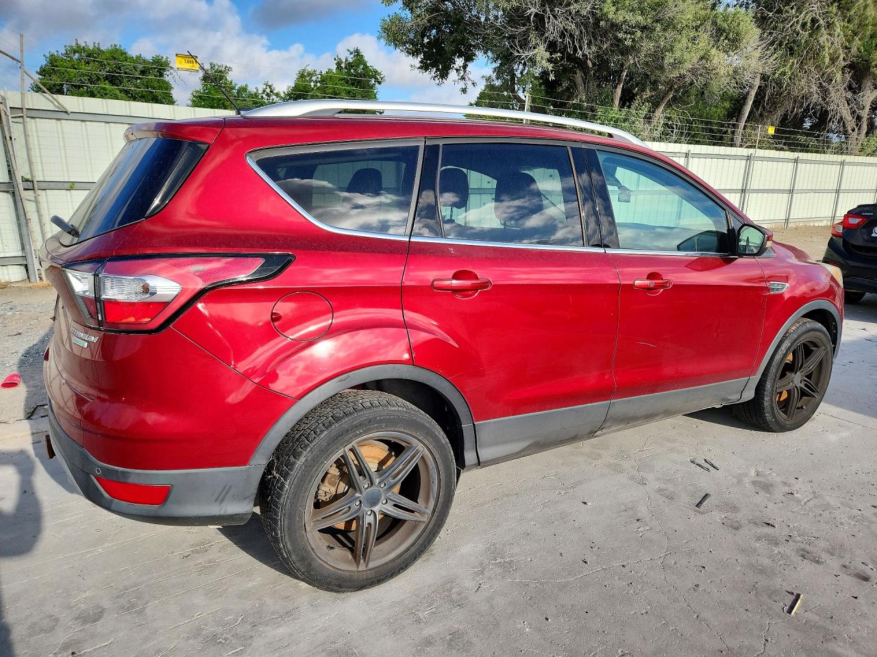 2017 FORD ESCAPE TITANIUM — снимка 3