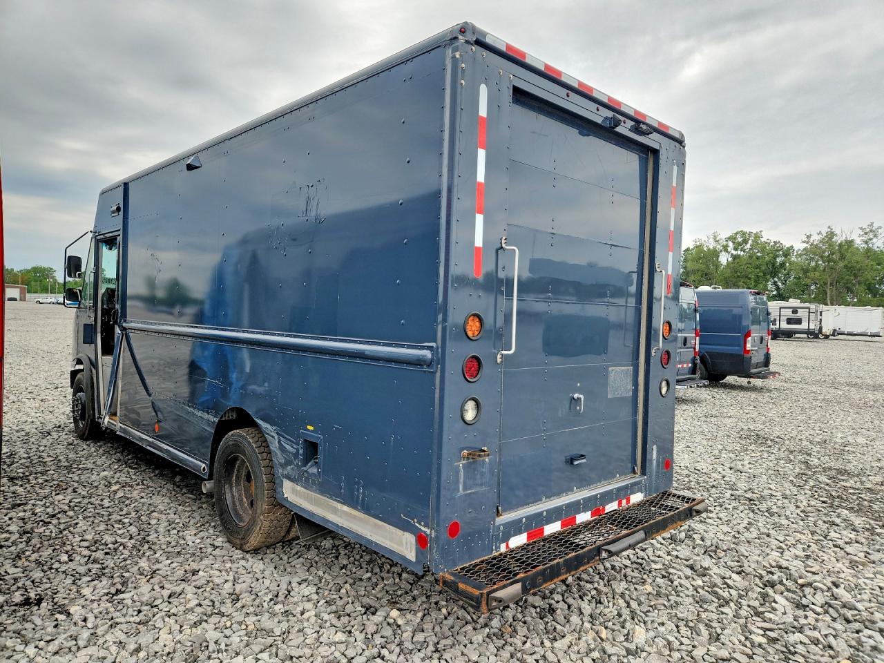 2020 FORD F59 — снимка 2