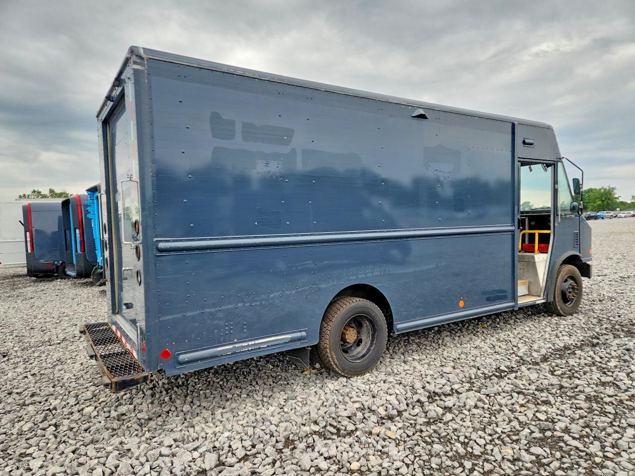 2020 FORD F59 — снимка 3