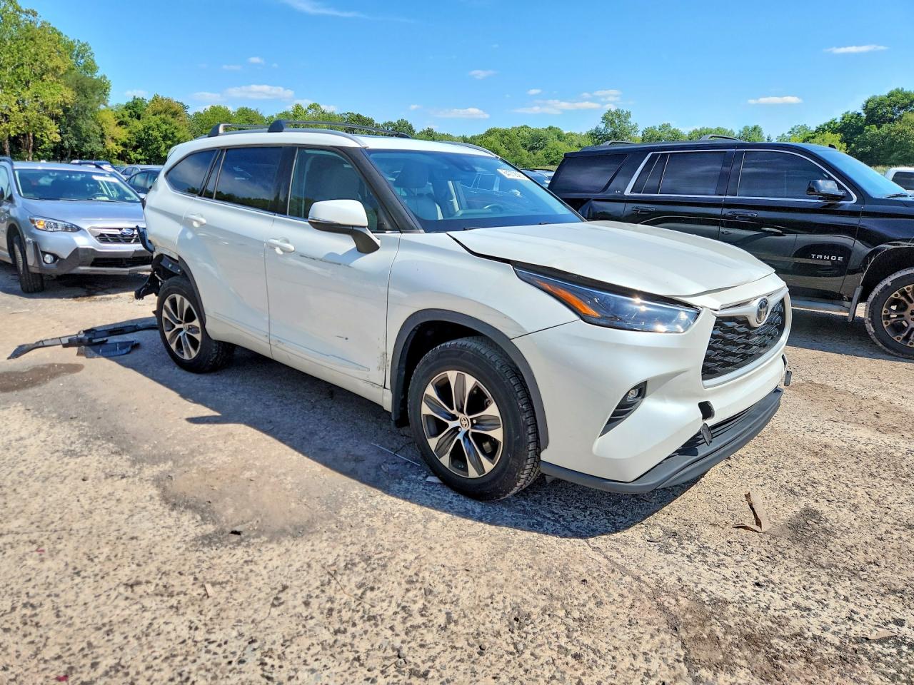 2022 TOYOTA HIGHLANDER XLE — снимка 4
