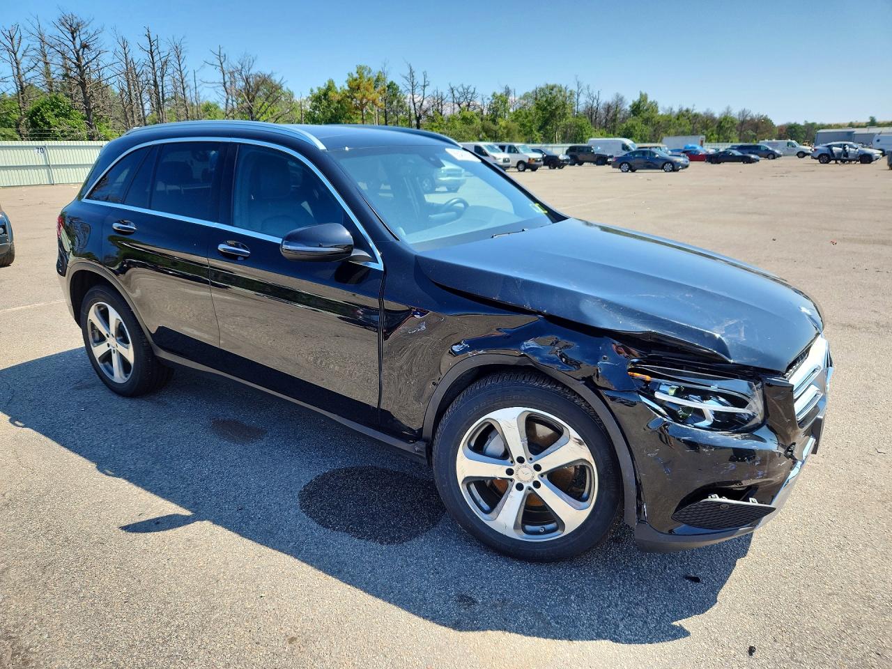 2017 MERCEDES-BENZ GLC 300 4MATIC — снимка 4
