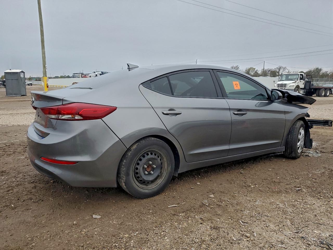 2018 HYUNDAI ELANTRA SE — снимка 3