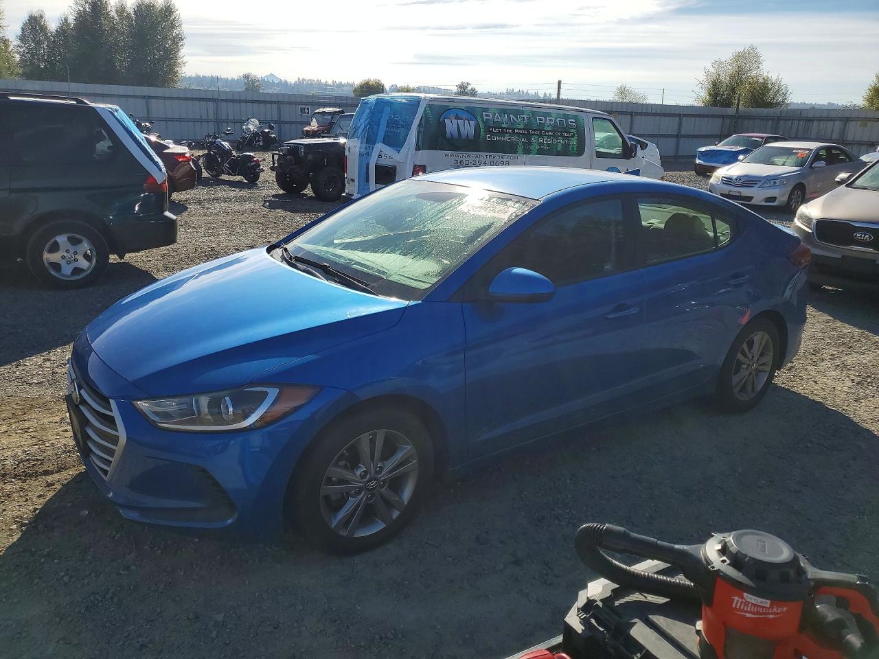 2017 HYUNDAI ELANTRA SE
