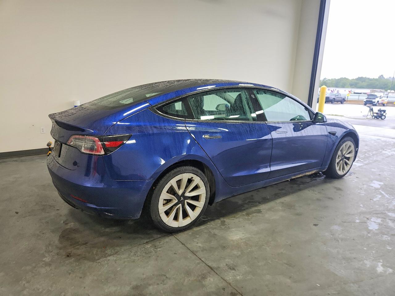 2022 TESLA MODEL 3 — снимка 3
