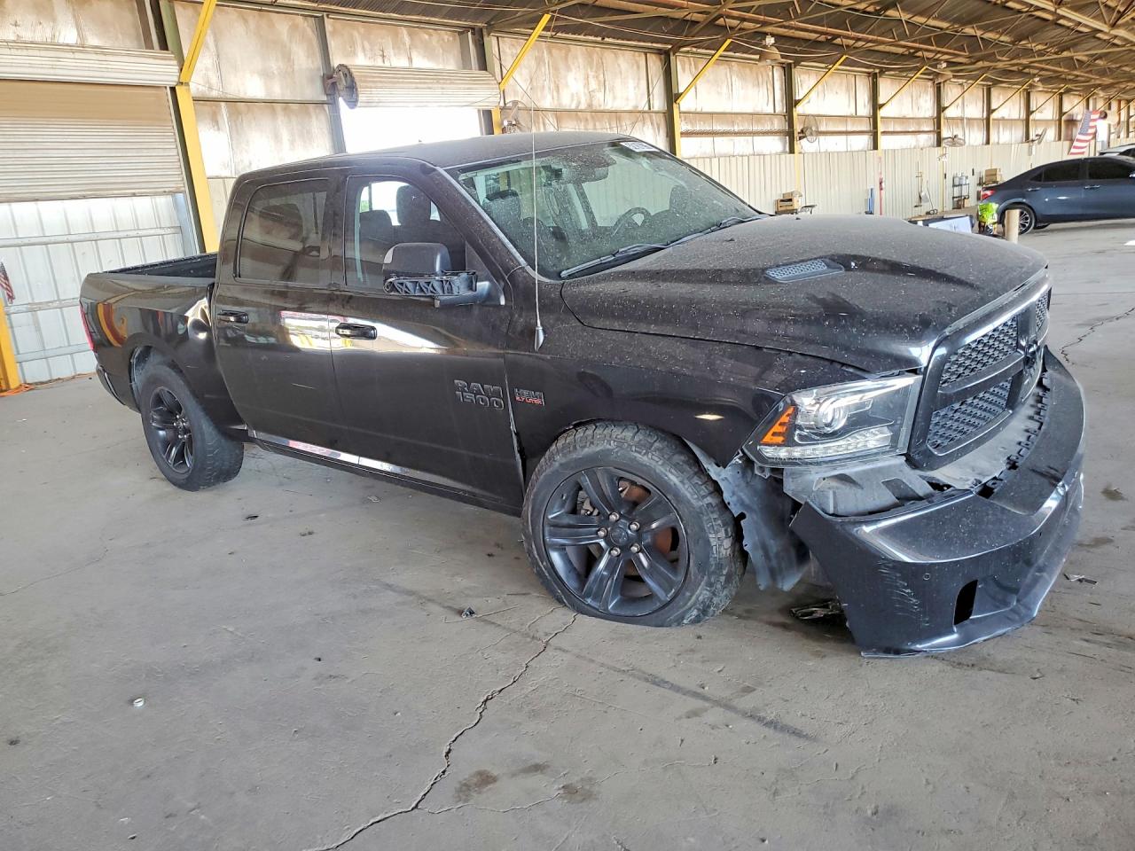 2018 RAM 1500 SPORT — снимка 4