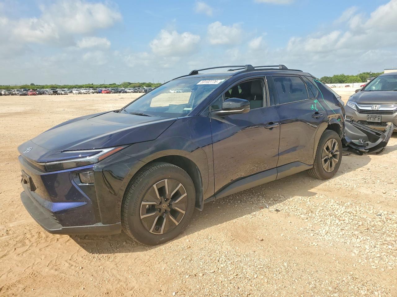 2026 TOYOTA BZ XLE PLUS